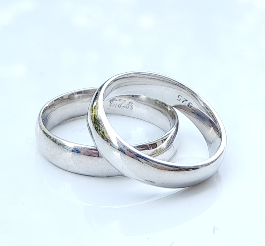 رینگ و حلقه زنانه